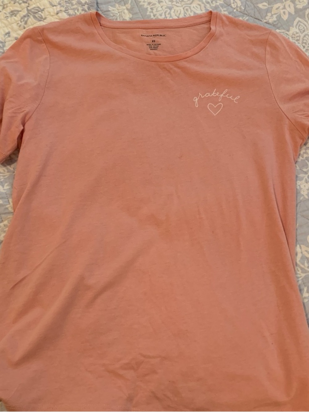 Banana Republic Dusty Rose Short-Sleeve Tee with 'Grateful' Heart